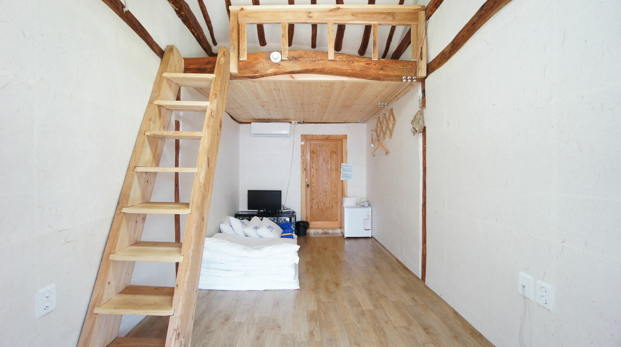 1928 Suimmaru Hanok Guesthouse Jeonju Eksteriør billede